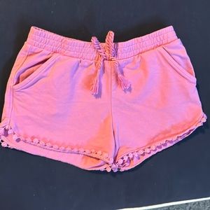 Pink cotton elastic shorts with embroidered edge